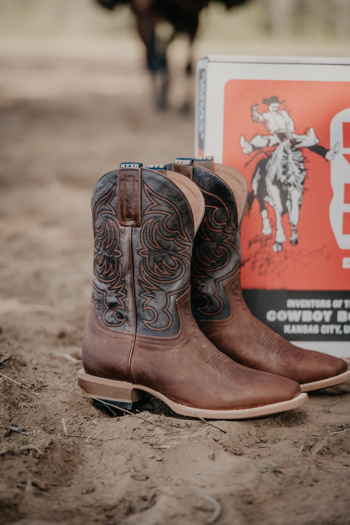 11" Hyer Men's Brown/Grey Bucklin Brown Boots (Sizes 8.5-13 D/EE Width)
