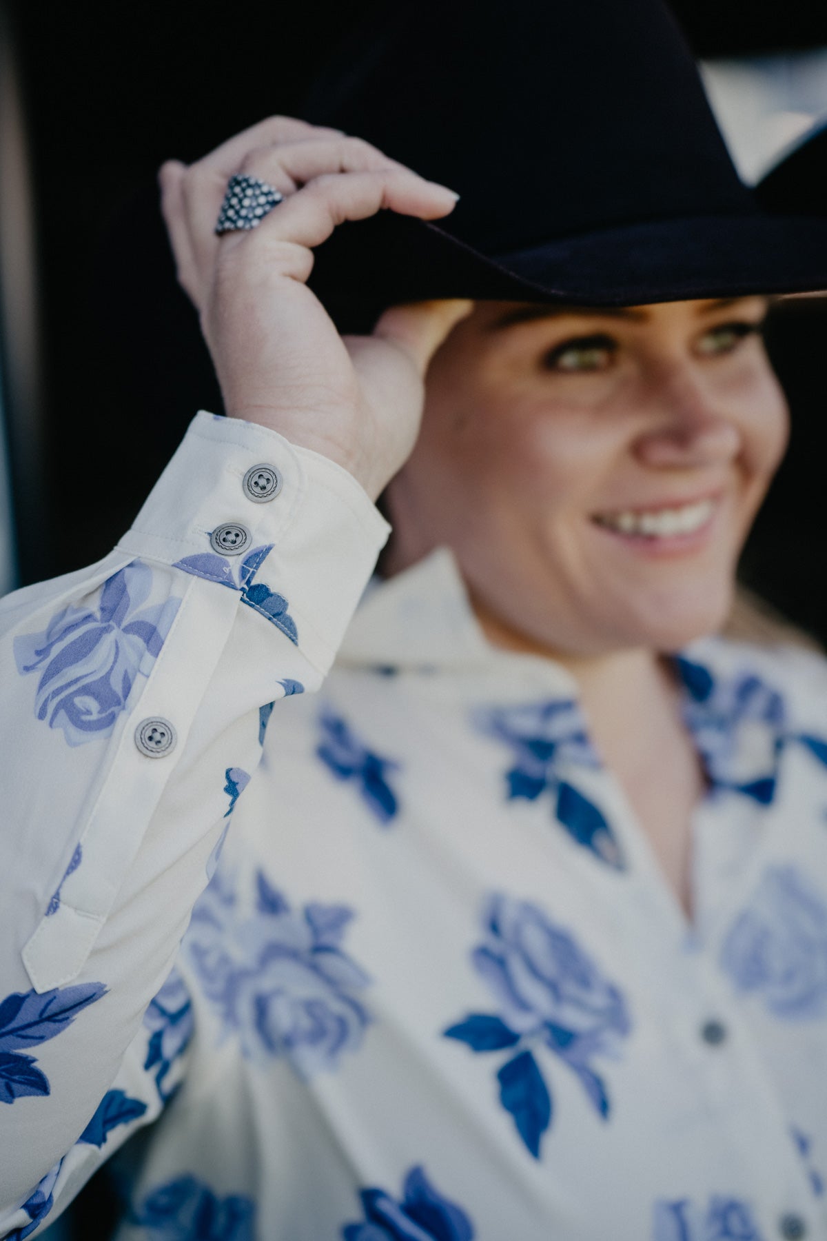 'Rosie' Women's Ariat Floral Print Button Down Shirt (XS-XL)