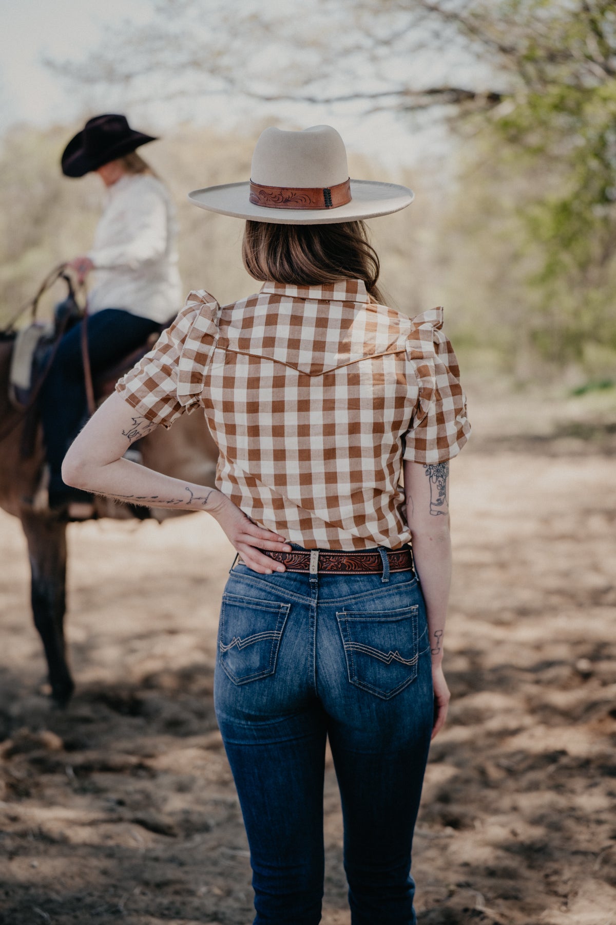 'Carissa' Camel Gingham Pearl Snap Short Sleeve Blouse (S-XL)