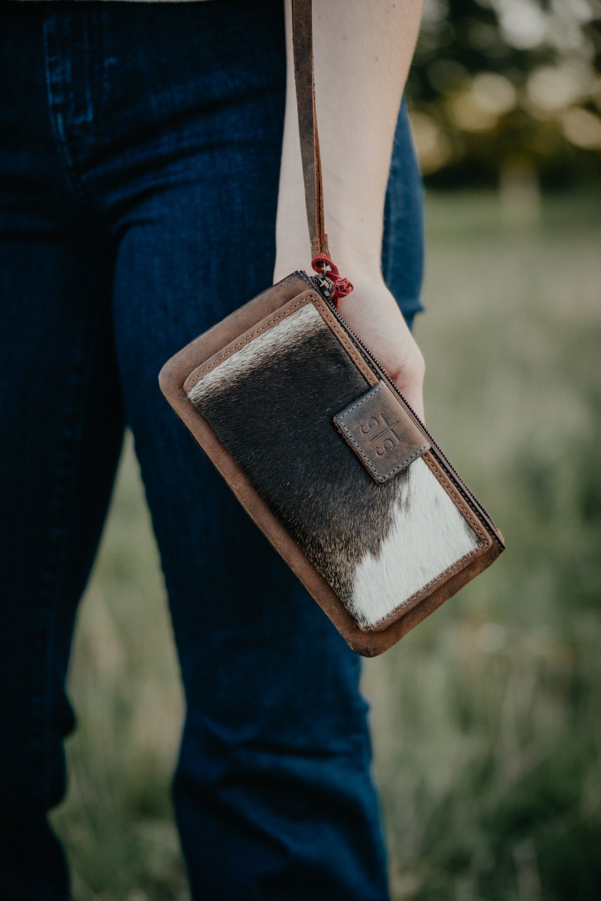 'Haley' Cowhide Wallet STS Ranchwear 2