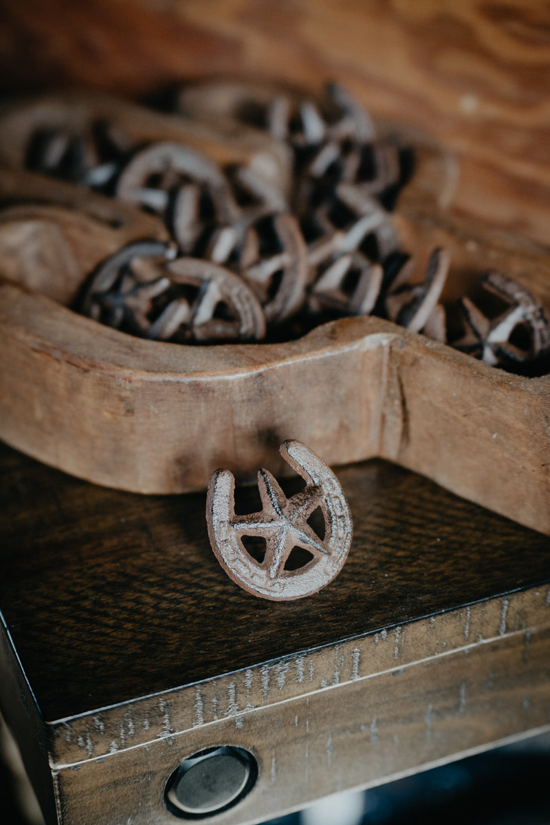 Cast Iron Horseshoe Draw Pulls (Sold in Singles)