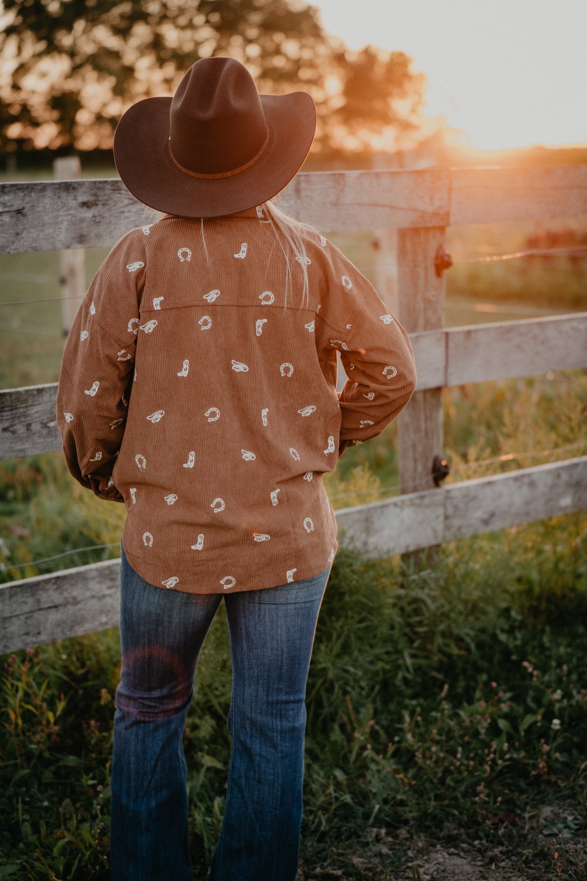 'Laine' Western Motif Embroidered Corduroy Shirt Jacket (2 Colours)