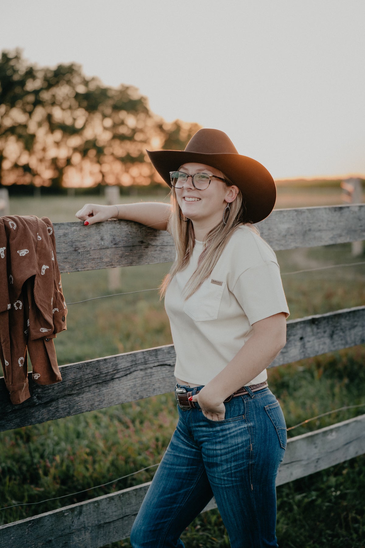 'Stella' Ariat Oyster Boot Stitch Pocket Tee (XS-XXL)