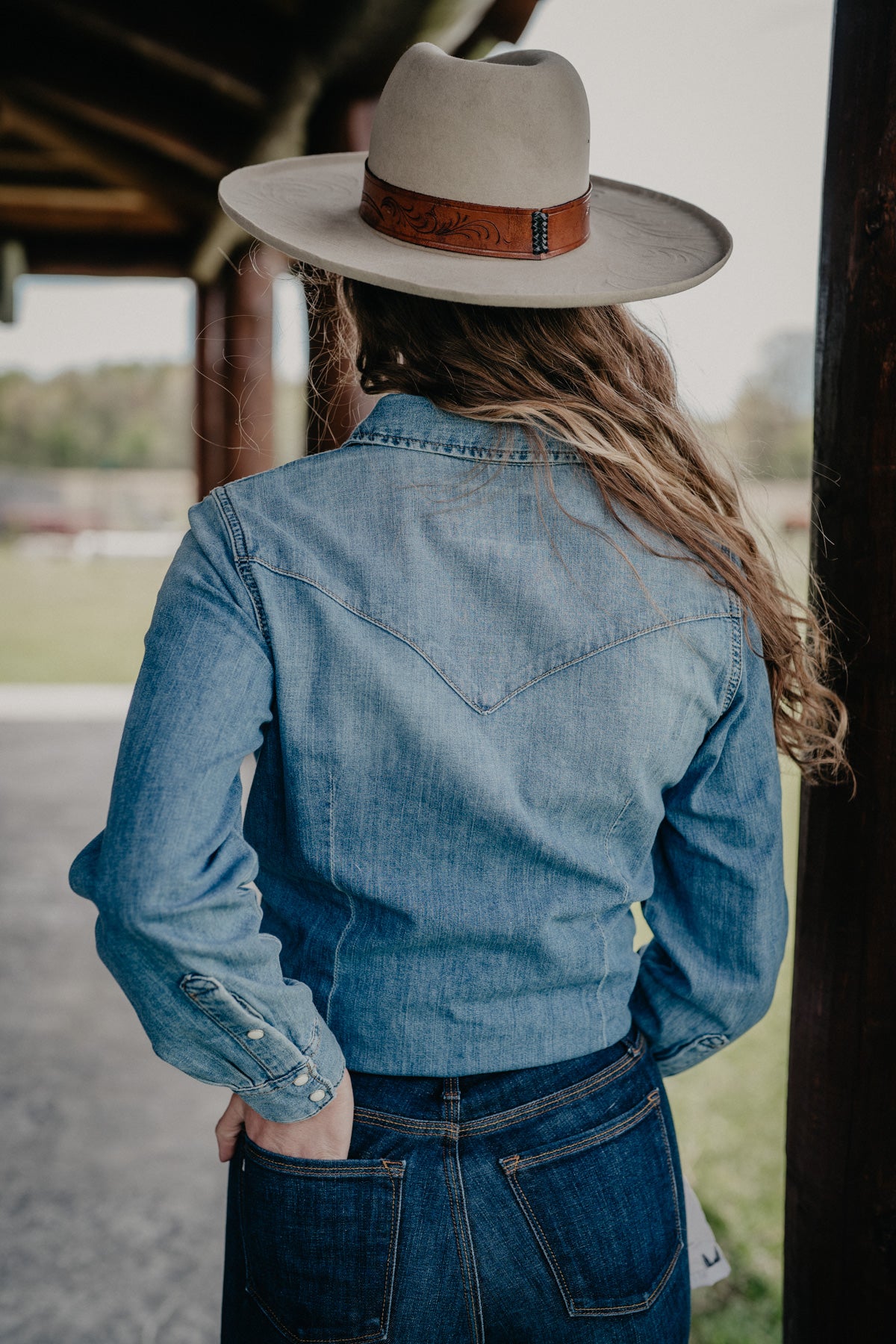 'Harley' Wrangler Women's Vintage Fit Denim Pearl Snap Shirt (XS - XXL)