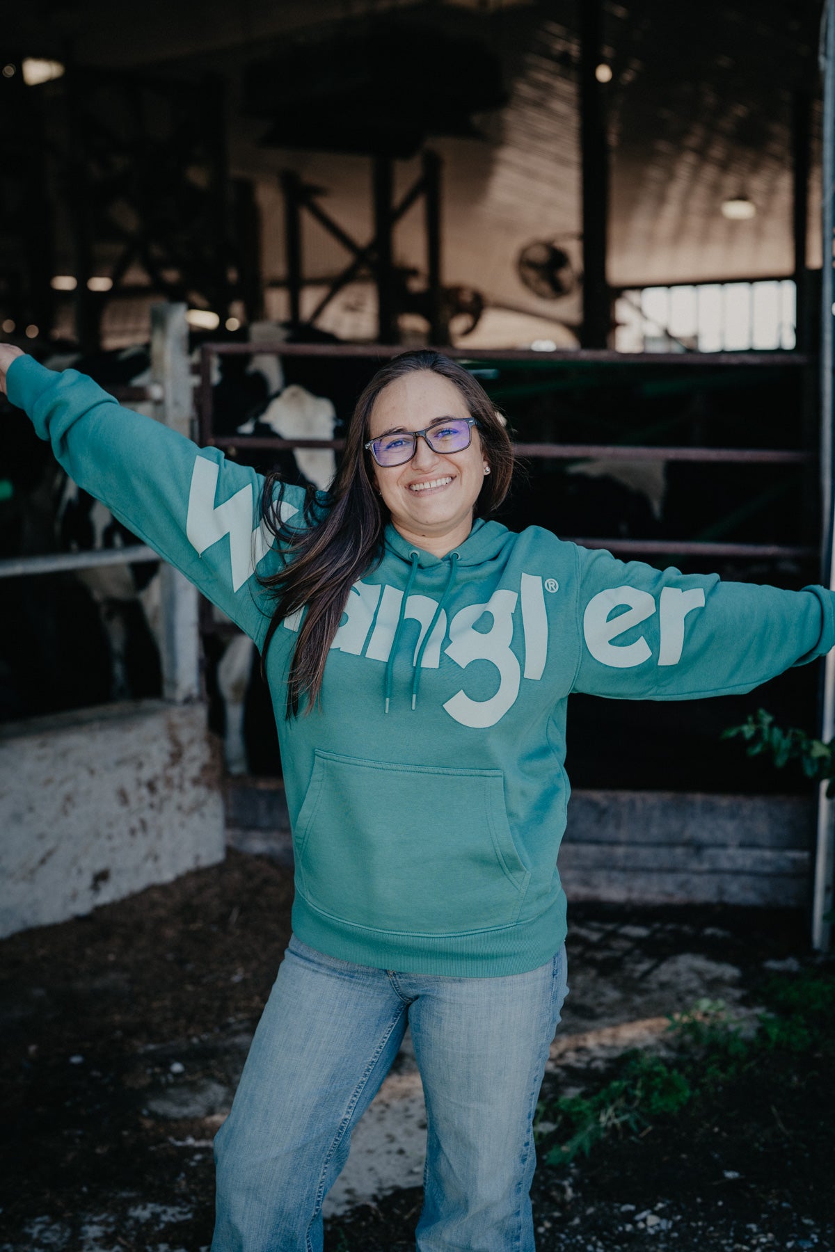 'Tiff' Women's Turquoise Wrangler Logo Hoodie