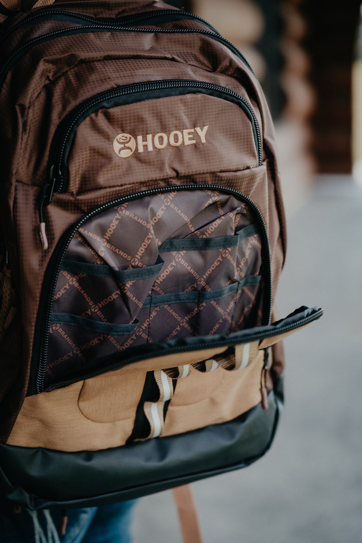 OX Hooey Backpack Brown Body w Tan Pocket/ Serape Accents