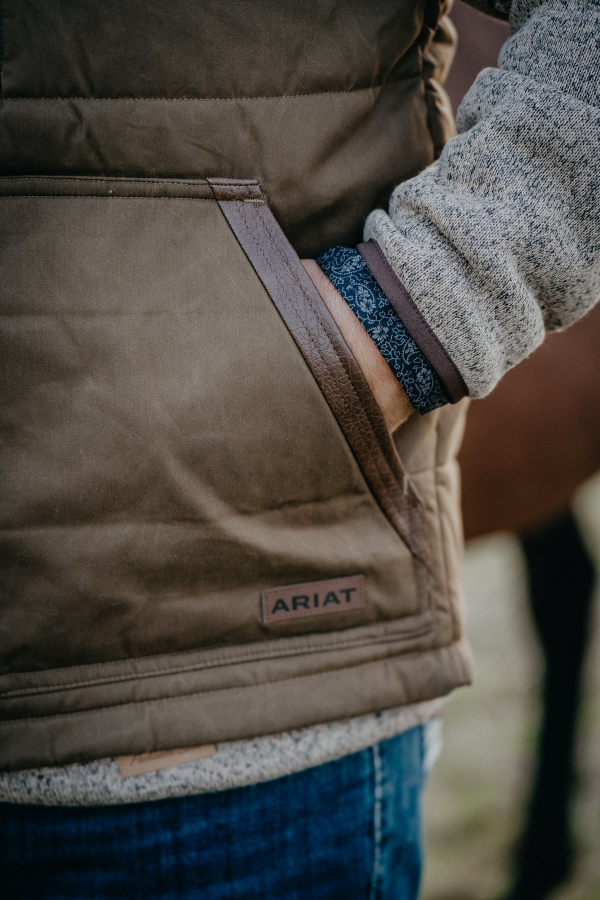 'Lloyd' Ariat Men's Quilted Vest Khaki (S-XXL)