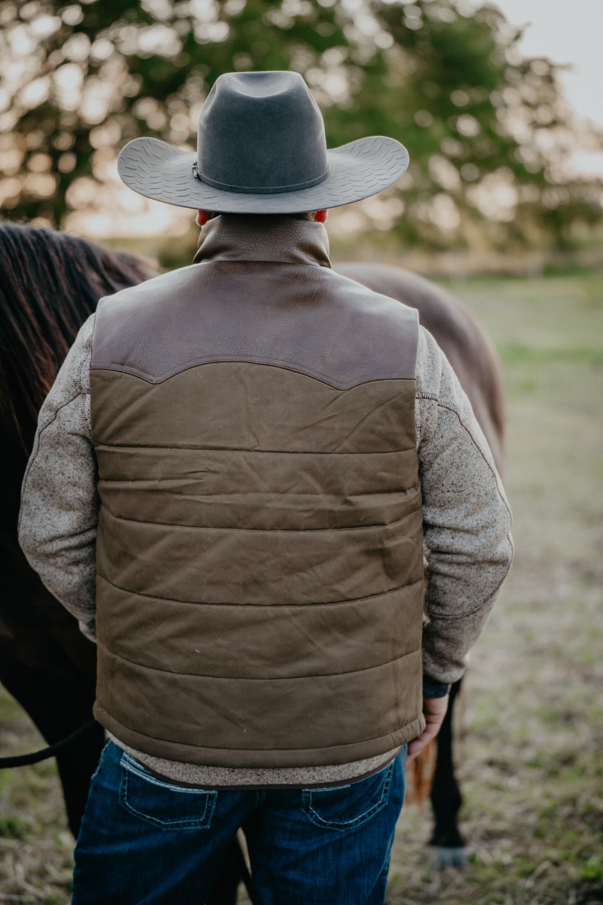 'Lloyd' Ariat Men's Quilted Vest Khaki (S-XXL)