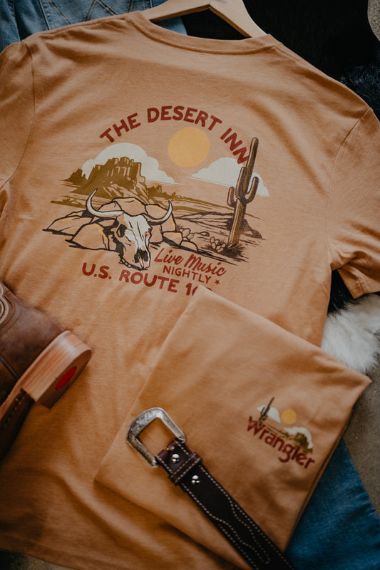 'Desert Inn' Wrangler Men's Graphic T (S-XXL)