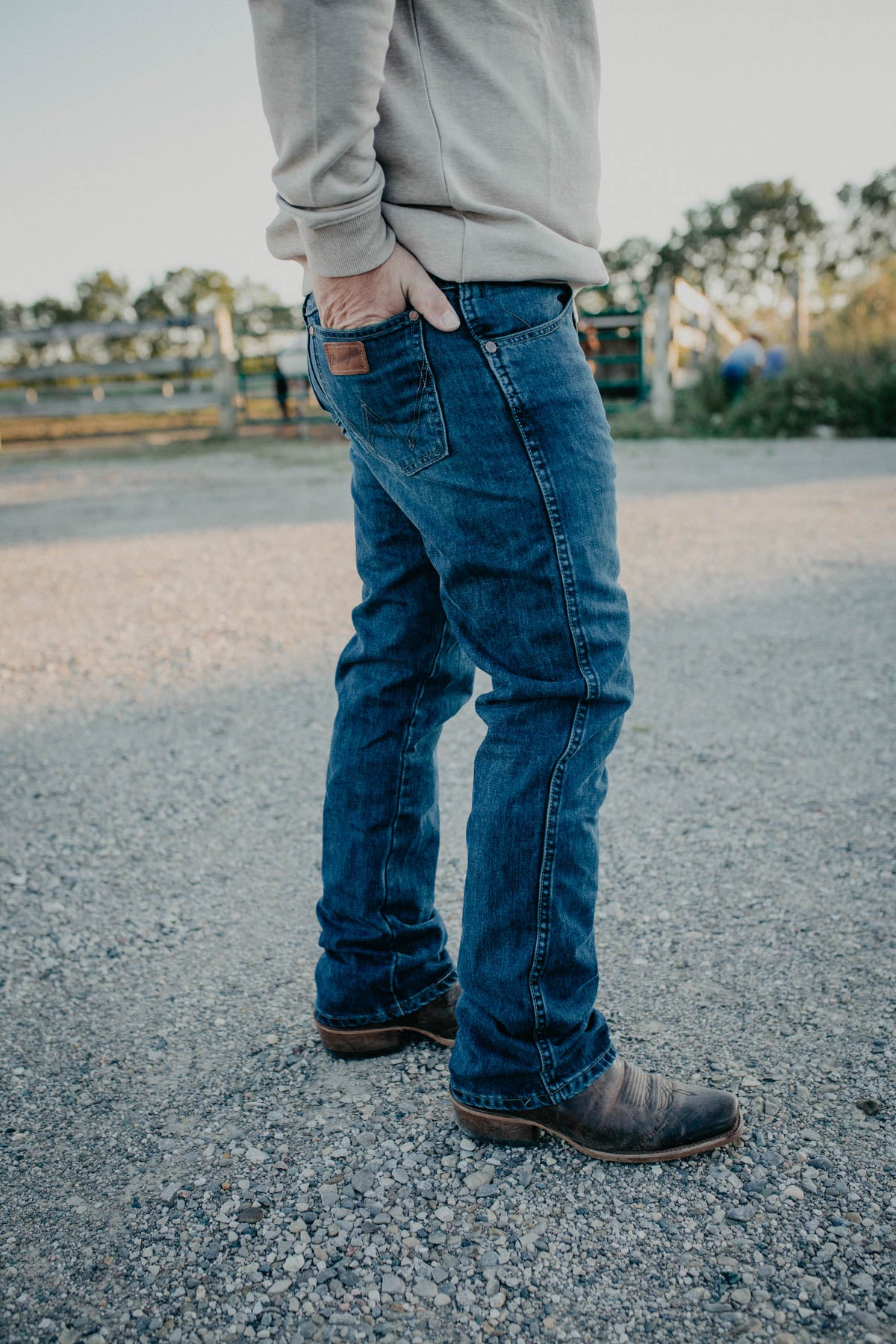 'Nash' Men's Retro Wrangler Slim Bootcut Jeans (River Wash)