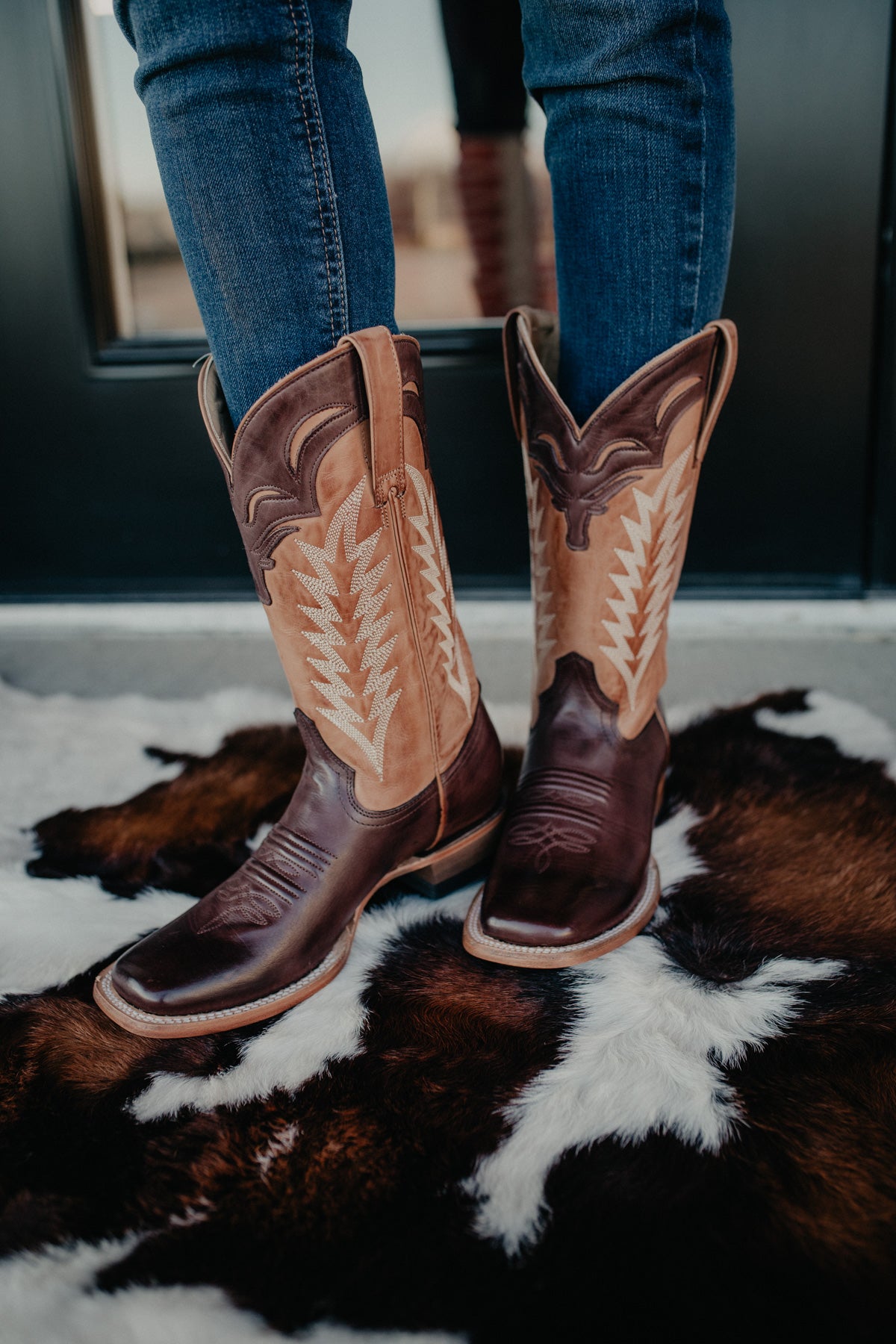 'Marion' Stetson Longhorn Wide Square Toe Cowboy Boot