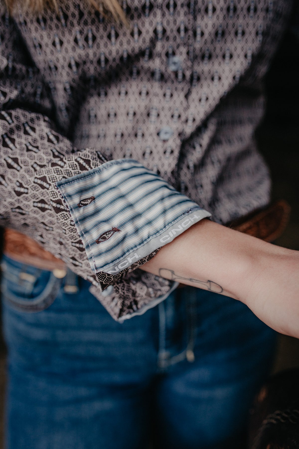 'Brooklyn' Brown & Powder Blue Women's CINCH Shirt (1 XS & 1 XXL)