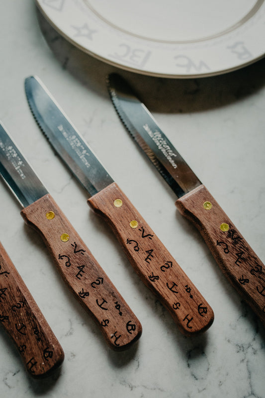 Branded Boxed Steak House- Style Knives (Set of 4)