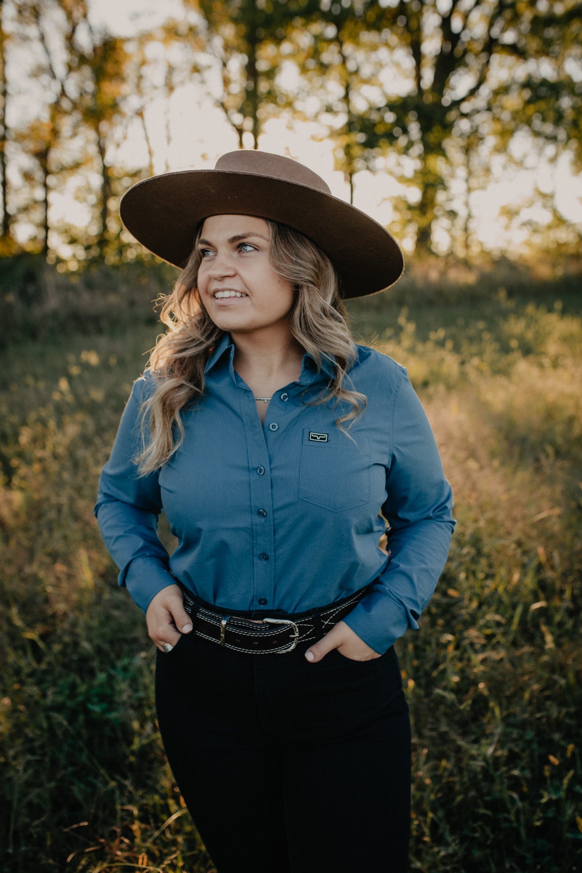 'Linville' Women's Long Sleeve Shirt by Kimes Ranch (1 XXL Only)