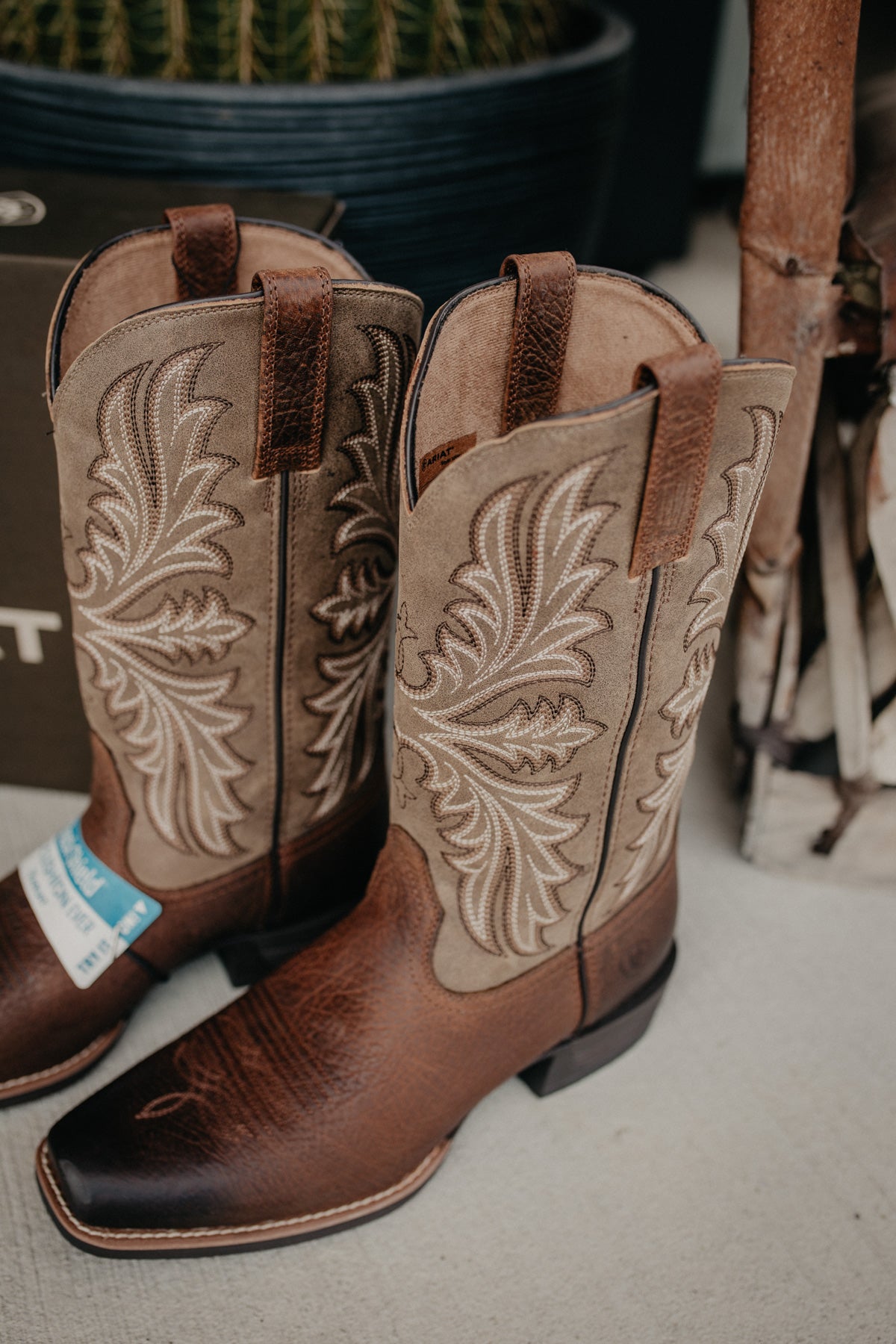 'Hustler' Men's Ariat Cowboy Boot {Sizes 8-13/ D & EE Width}