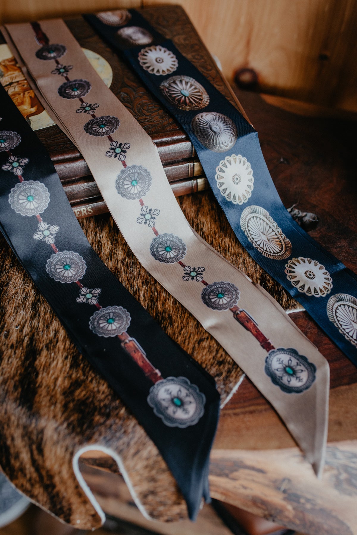 Silk Twilly (4 Prints)