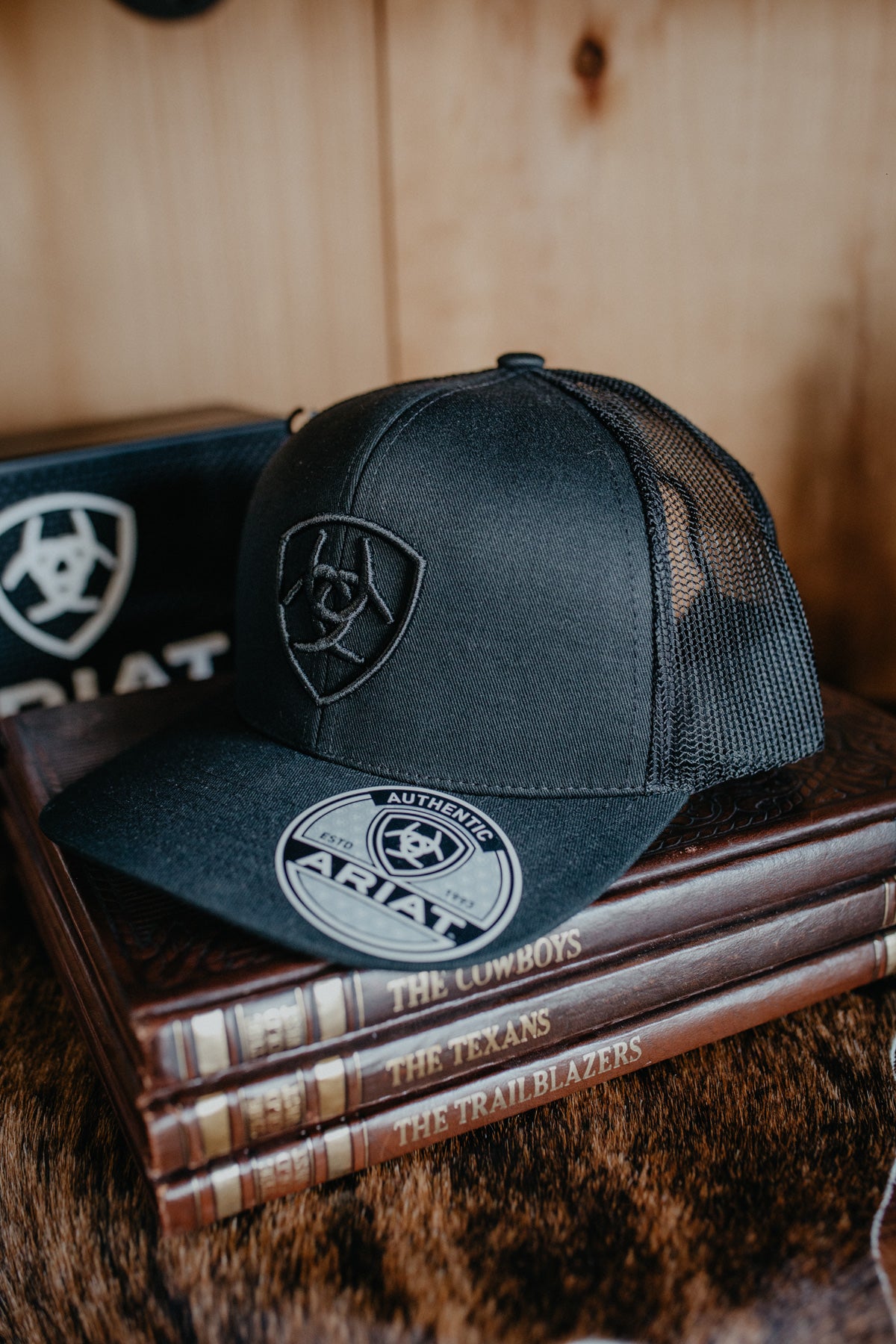 Ariat Men's Ball Cap Black