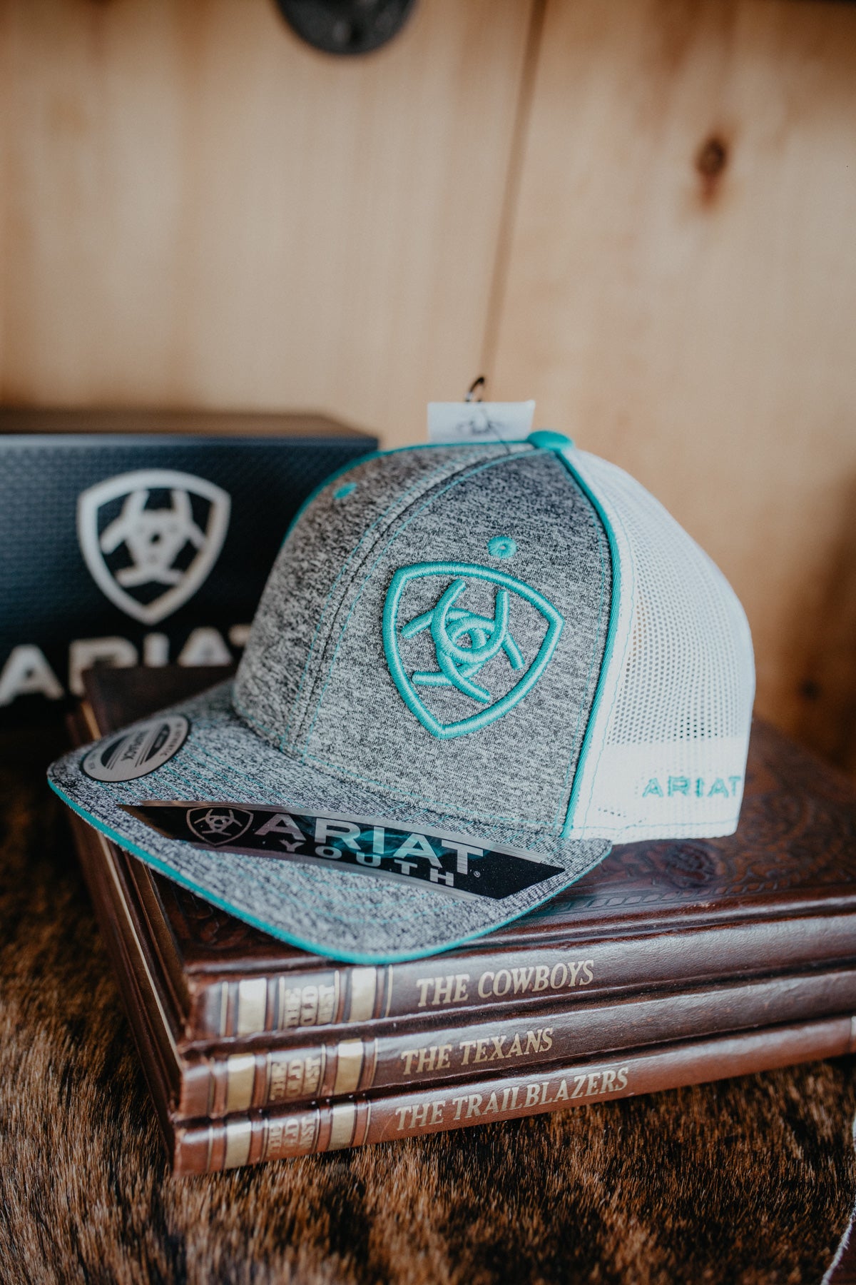 Ariat Logo YOUTH Heather Grey & Teal Ariat Shield Hat