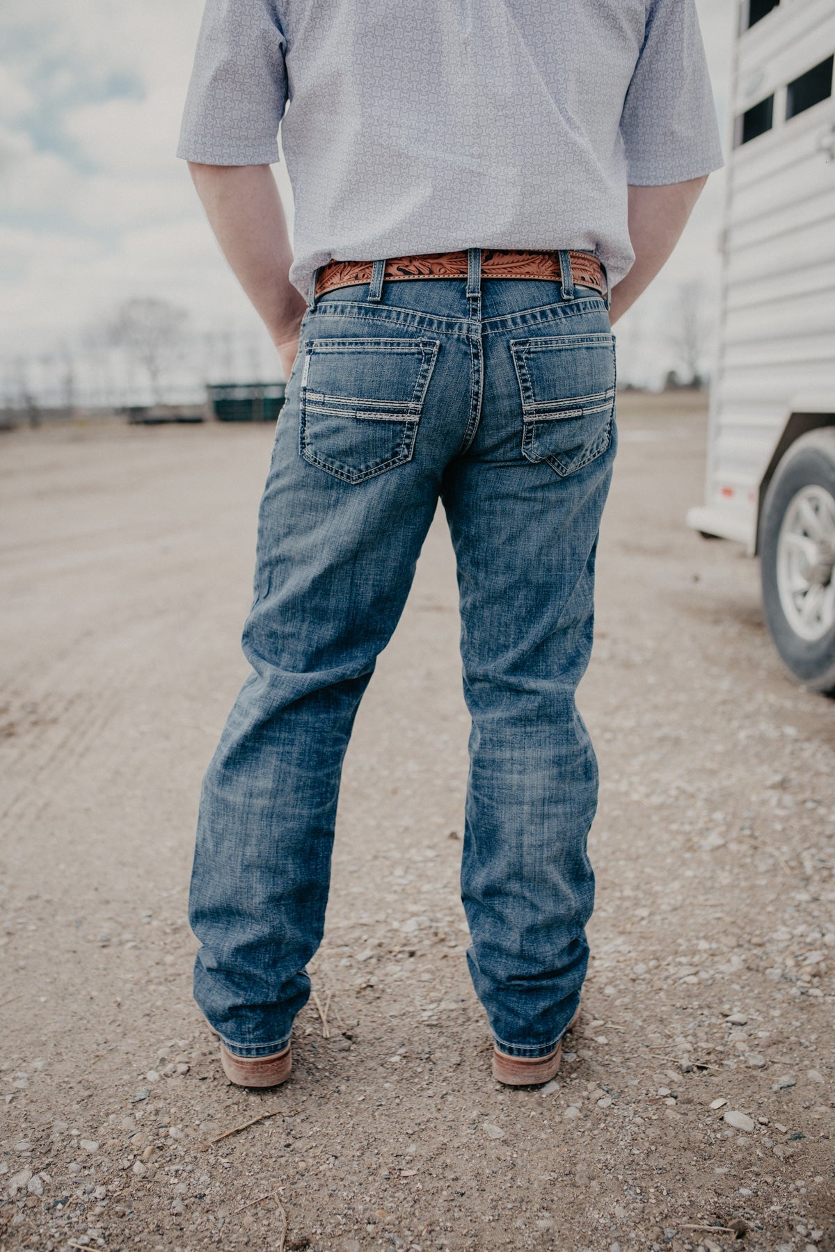 'Stan' Men's White Label CINCH Relaxed Straight Leg Jean {Medium Stone}