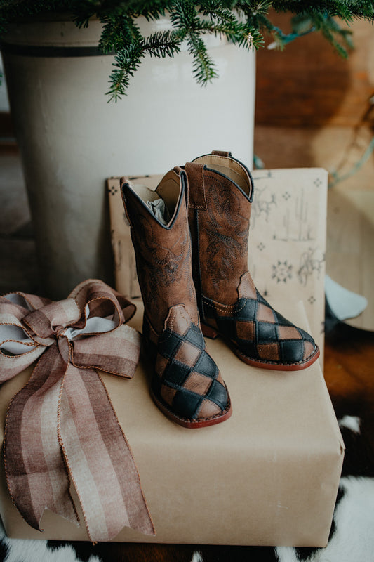Roper Kids Wide Square Toe Boots {Black/ Tan Faux Leather Patchwork}