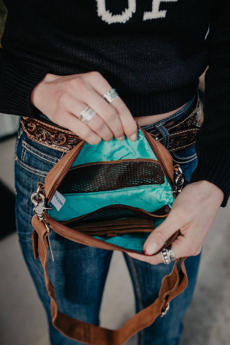 'Gwen' Leather Belt Bag by Ariat