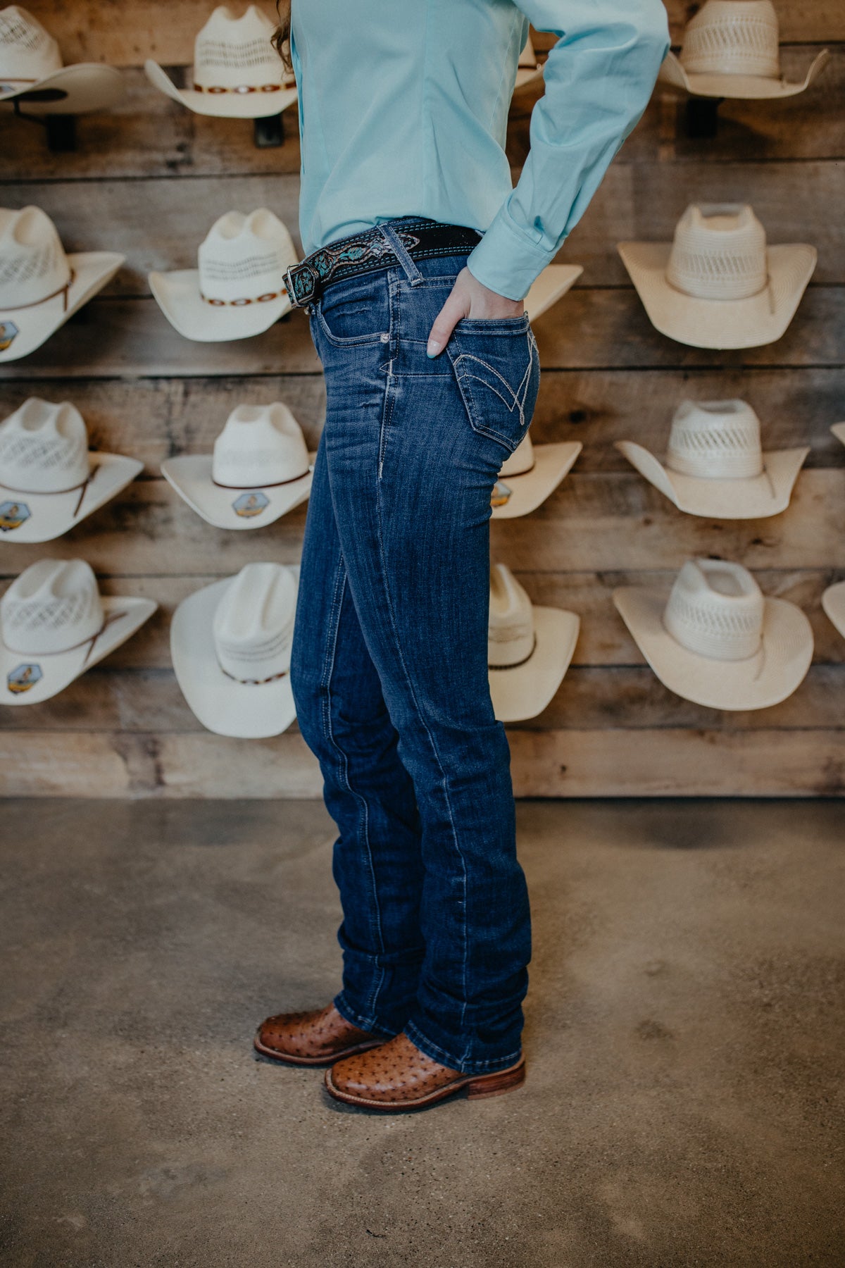 'Abby’ Ariat Perfect Rise Straight Leg Jean (Sizes 25-24W Extended)