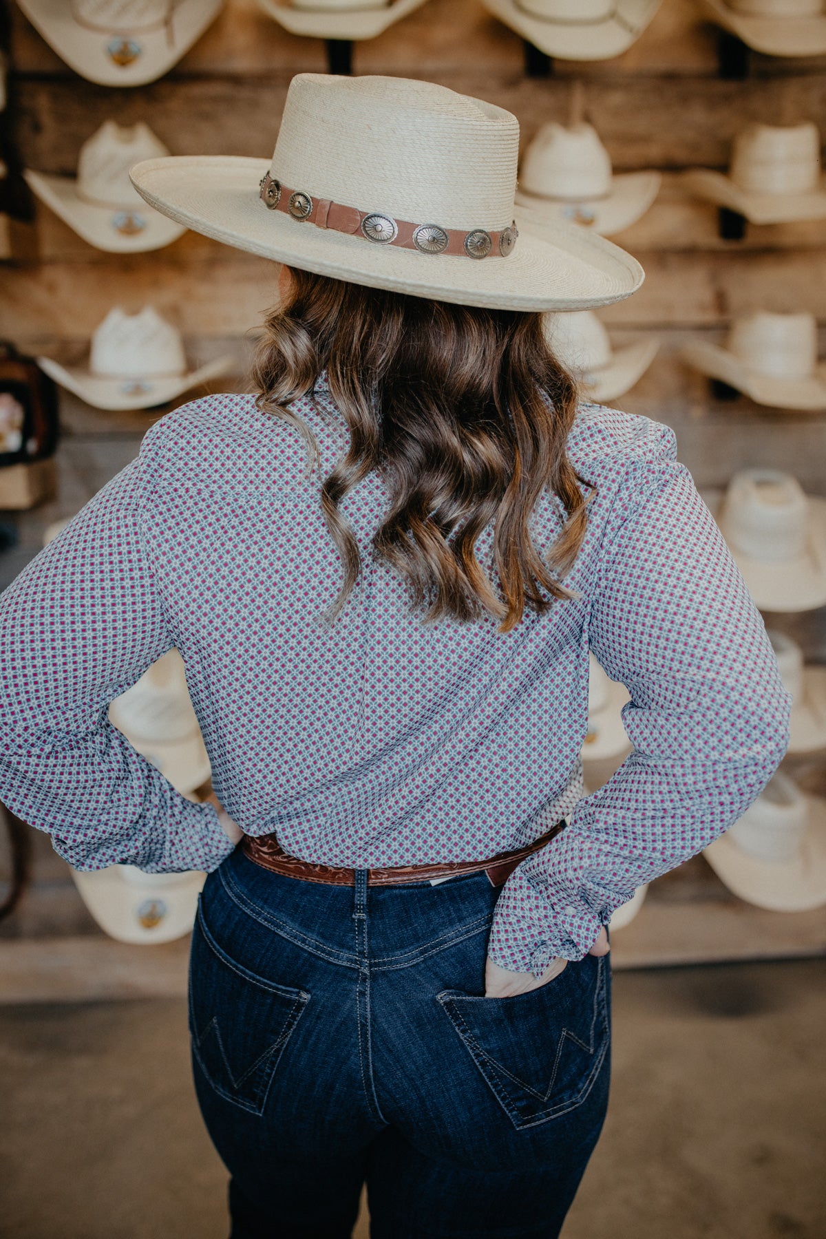 'Leanne' Women's Arenaflex Diamond Long Sleeve Button Down (XS-XL)