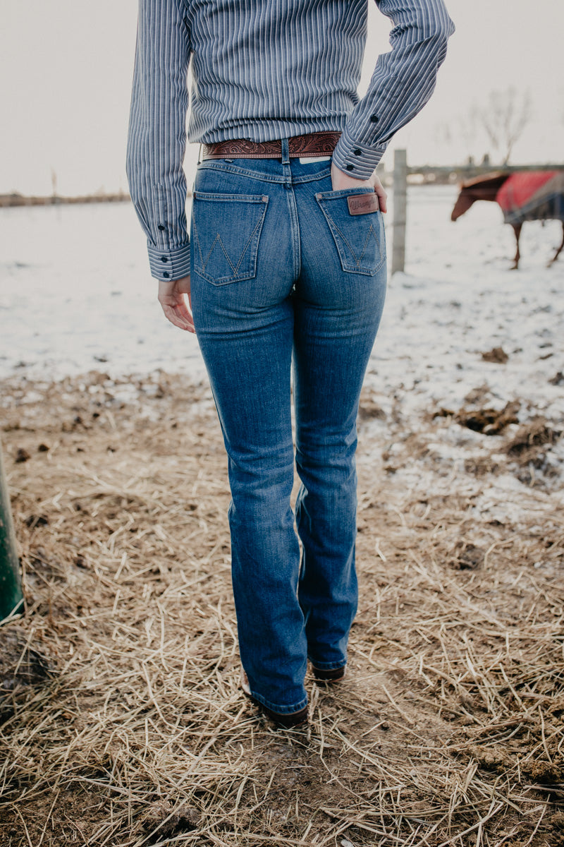 'London' Retro Bailey Bootcut Jean by Wrangler (24-34)