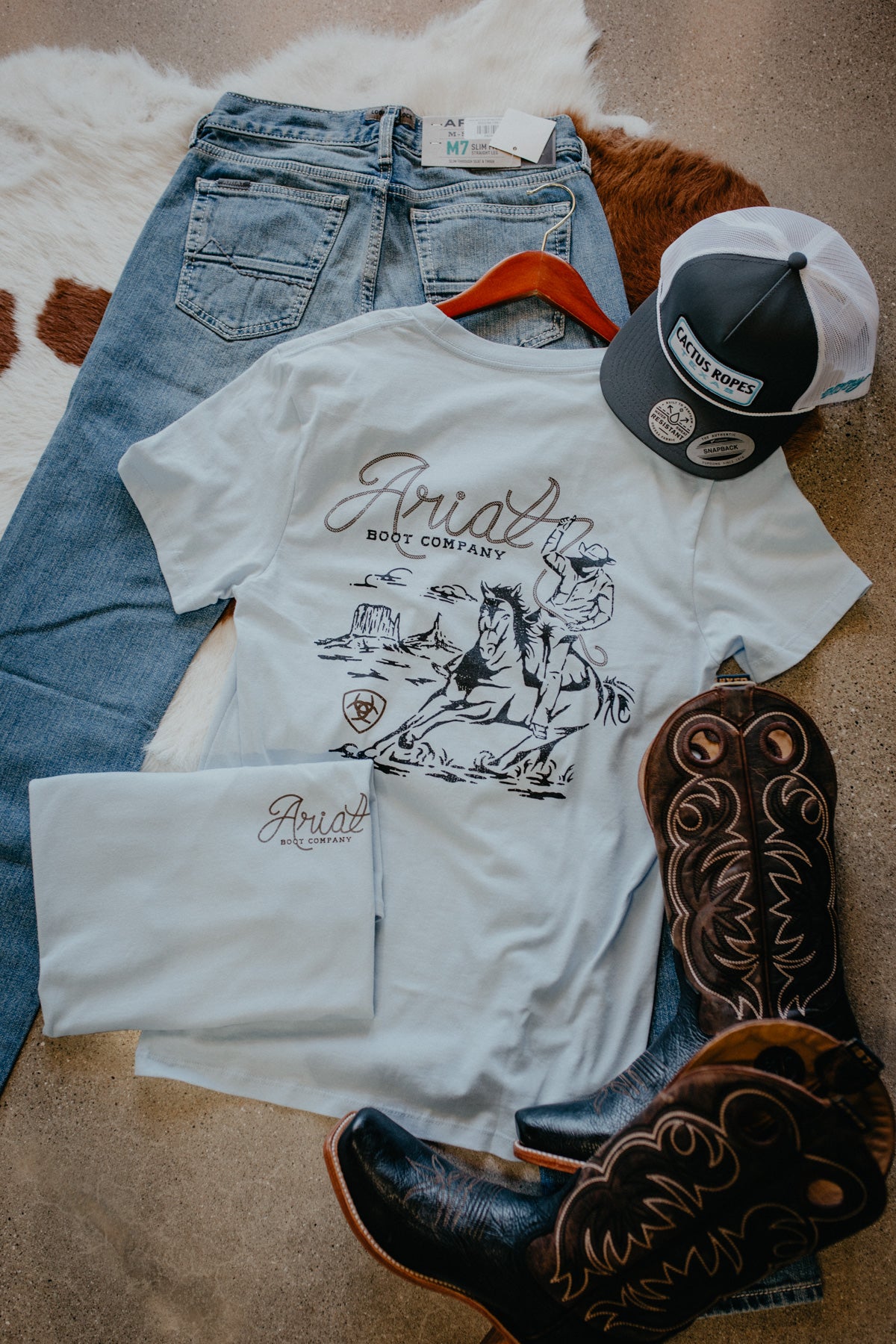 'Skylar' Mens Ariat Cactus Roper T-Shirt