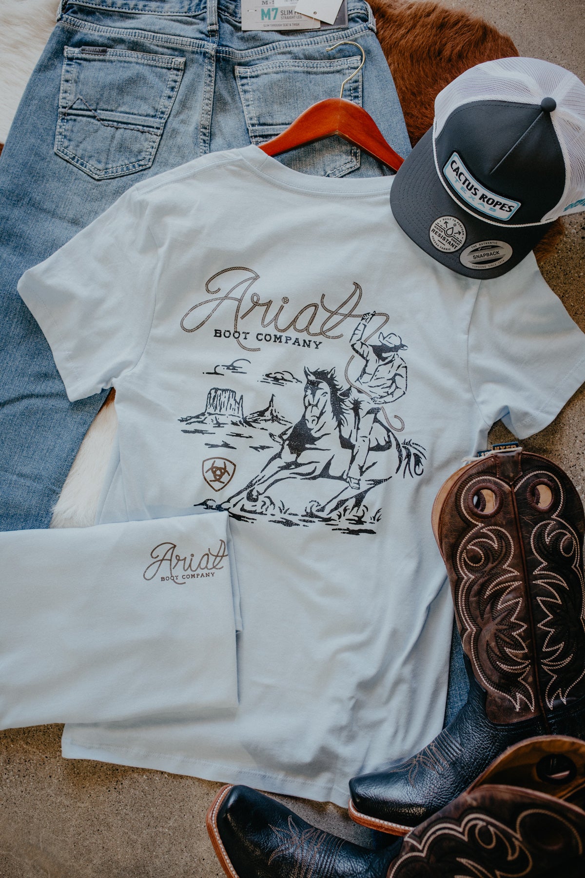 'Skylar' Mens Ariat Cactus Roper T-Shirt