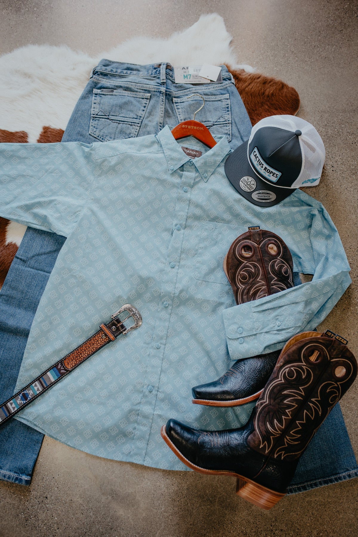 'Garmon' Aqua Sky Blue Ariat Men's Classic Fit Button Down (S-XXL)