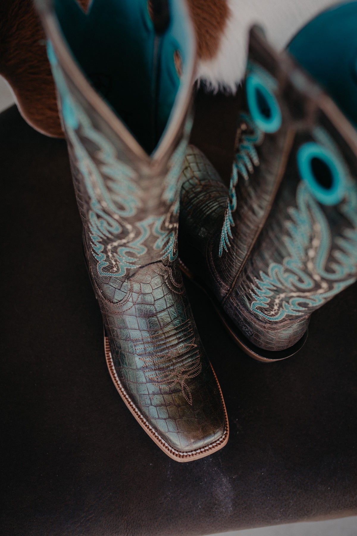 Ariat Futurity Boon Cowboy Boot with Embossed Croc Design & Teal Stitching (6-10)