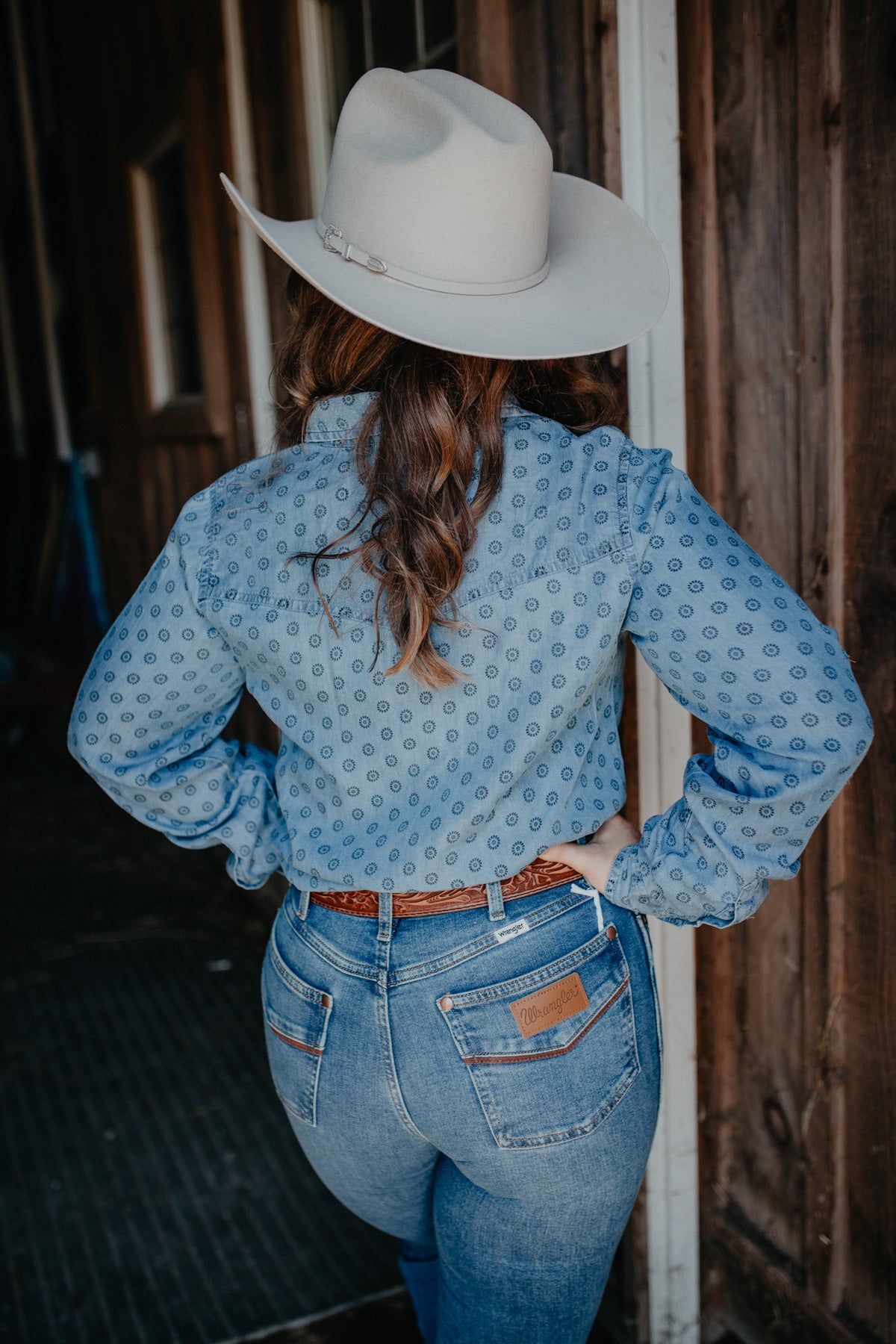 'Kellie' Tencel Medallion Print Pearl Snap (S-XL)