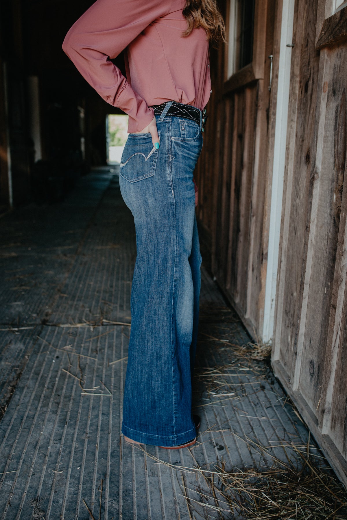'Rosalie' Ultra High Rise Wide Leg Jean by Ariat (Sizes 25-34)