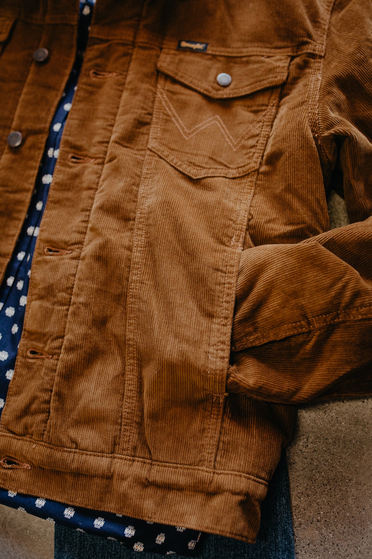 'Tim' Wrangler Men's Corduroy Sherpa Lined Jacket (S-XXL)