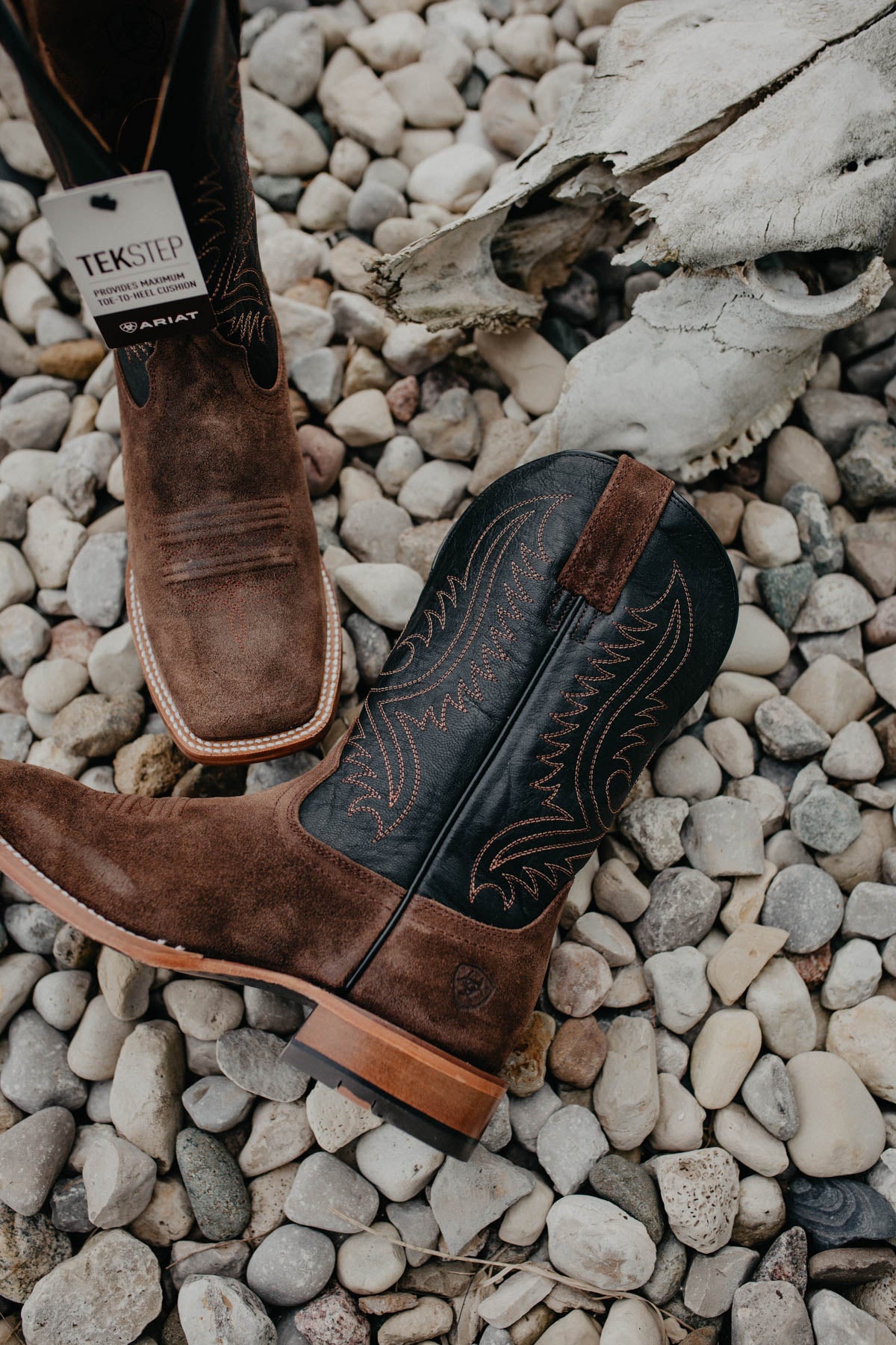 Men's 'Circuit Paxton' Western Boot by Ariat {Size 11 EE Only}