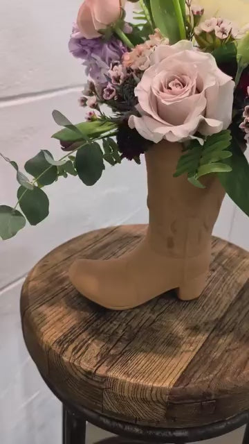 Fresh Floral Workshop with Fernhill Floral & Design Co. (Fri May 8th 2026, 6-8pm)